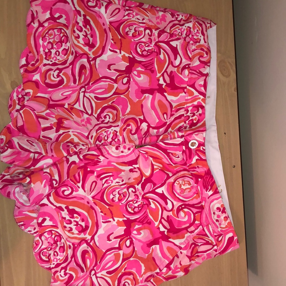 Lilly Pulitzer Scalloped Shorts